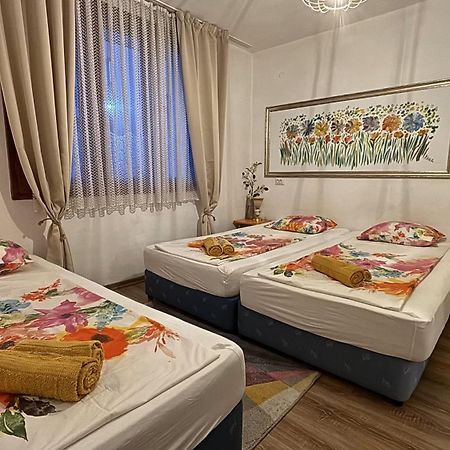Guest House Hei Taka Sosopol Exterior foto