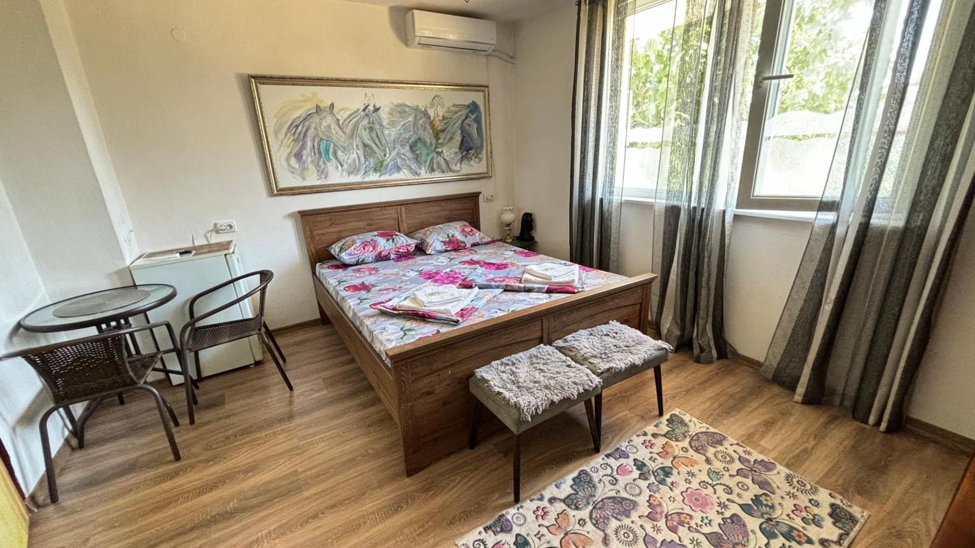 Guest House Hei Taka Sosopol Exterior foto